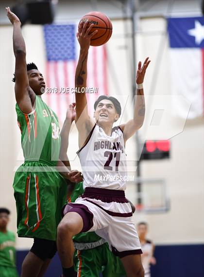 Thumbnail 2 in Houston [Sam] vs Highlands photogallery.