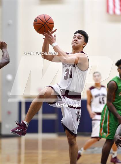 Thumbnail 2 in Houston [Sam] vs Highlands photogallery.