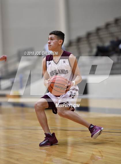 Thumbnail 1 in Houston [Sam] vs Highlands photogallery.