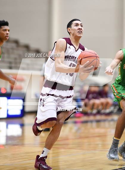 Thumbnail 1 in Houston [Sam] vs Highlands photogallery.