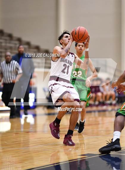 Thumbnail 1 in Houston [Sam] vs Highlands photogallery.