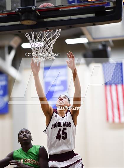 Thumbnail 3 in Houston [Sam] vs Highlands photogallery.