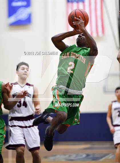 Thumbnail 3 in Houston [Sam] vs Highlands photogallery.