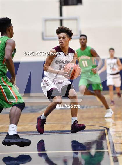 Thumbnail 3 in Houston [Sam] vs Highlands photogallery.