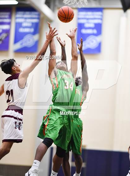 Thumbnail 3 in Houston [Sam] vs Highlands photogallery.