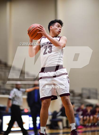 Thumbnail 1 in Houston [Sam] vs Highlands photogallery.