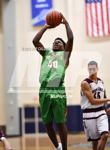 Thumbnail 1 in Houston [Sam] vs Highlands photogallery.