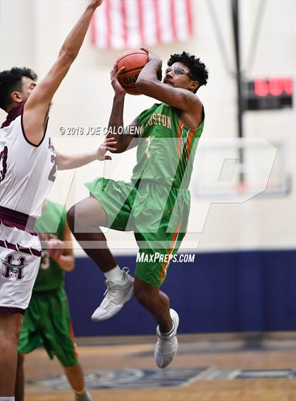 Thumbnail 1 in Houston [Sam] vs Highlands photogallery.