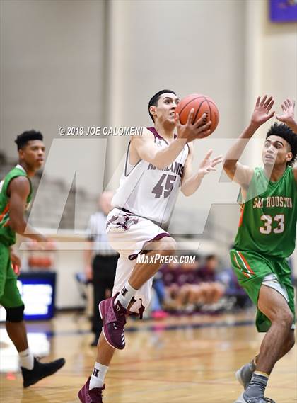 Thumbnail 2 in Houston [Sam] vs Highlands photogallery.