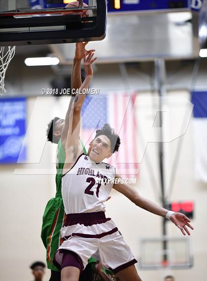 Thumbnail 1 in Houston [Sam] vs Highlands photogallery.