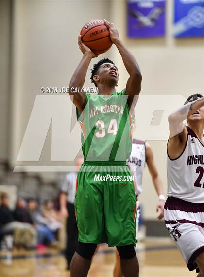Thumbnail 2 in Houston [Sam] vs Highlands photogallery.