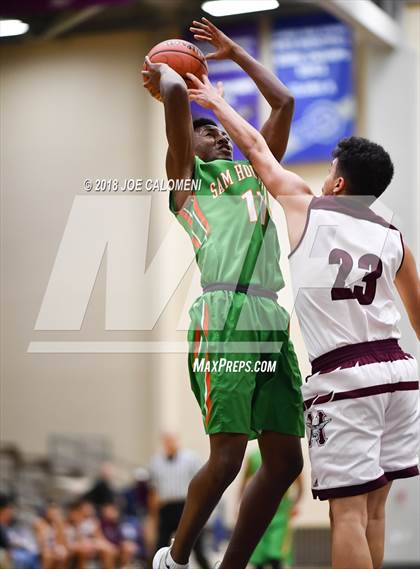 Thumbnail 2 in Houston [Sam] vs Highlands photogallery.