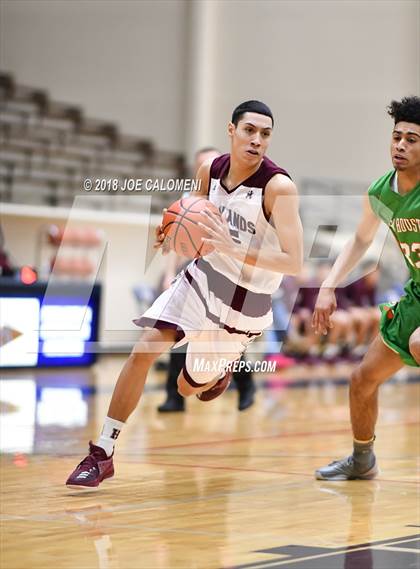 Thumbnail 3 in Houston [Sam] vs Highlands photogallery.