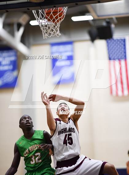 Thumbnail 2 in Houston [Sam] vs Highlands photogallery.