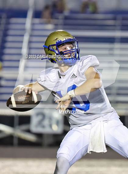 Thumbnail 1 in Siegel vs Brentwood (scrimmage) photogallery.