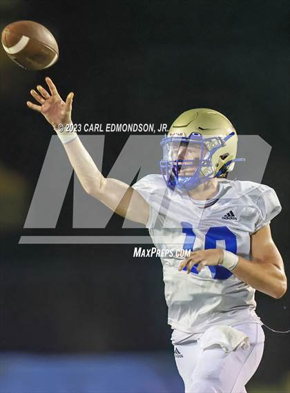 Thumbnail 3 in Siegel vs Brentwood (scrimmage) photogallery.