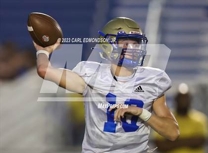 Thumbnail 3 in Siegel vs Brentwood (scrimmage) photogallery.