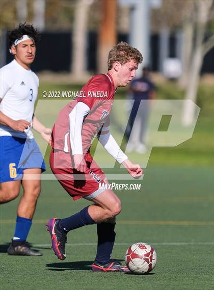 Thumbnail 3 in Avalon vs St. Margaret's photogallery.