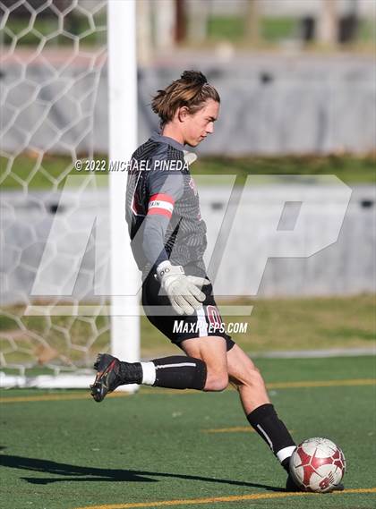 Thumbnail 2 in Avalon vs St. Margaret's photogallery.