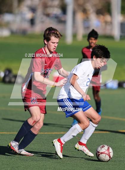 Thumbnail 3 in Avalon vs St. Margaret's photogallery.