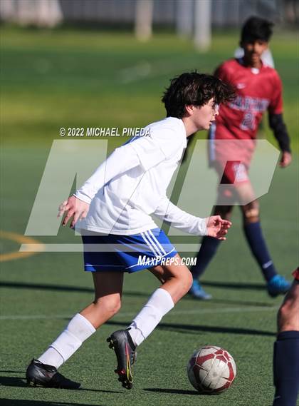 Thumbnail 2 in Avalon vs St. Margaret's photogallery.