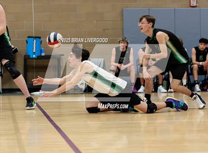 Thumbnail 3 in Fossil Ridge vs. Valor Christian photogallery.