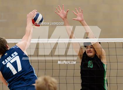Thumbnail 3 in Fossil Ridge vs. Valor Christian photogallery.