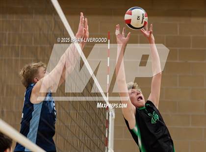 Thumbnail 1 in Fossil Ridge vs. Valor Christian photogallery.