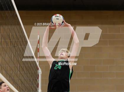 Thumbnail 3 in Fossil Ridge vs. Valor Christian photogallery.