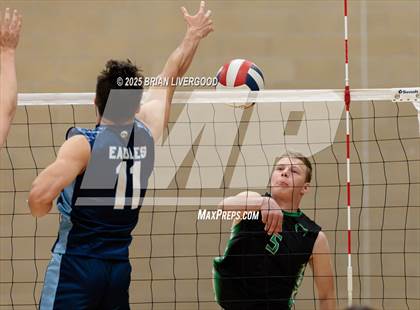 Thumbnail 1 in Fossil Ridge vs. Valor Christian photogallery.