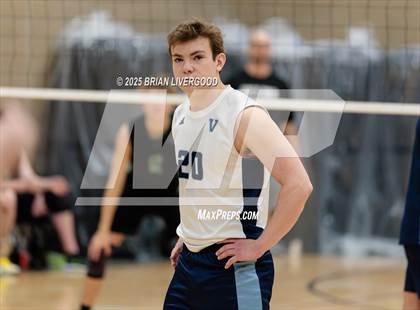 Thumbnail 1 in Fossil Ridge vs. Valor Christian photogallery.