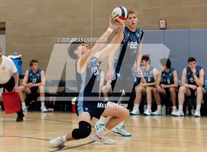 Thumbnail 3 in Fossil Ridge vs. Valor Christian photogallery.