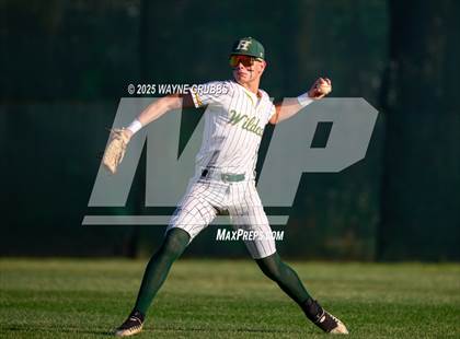 Thumbnail 2 in Alba-Golden vs. Harleton (UIL 2A D1 Area Playoff) photogallery.