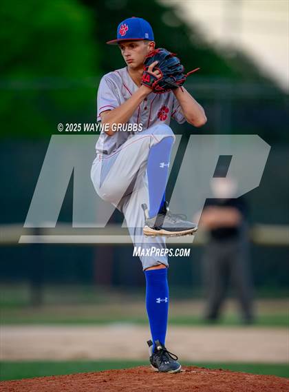 Thumbnail 3 in Alba-Golden vs. Harleton (UIL 2A D1 Area Playoff) photogallery.