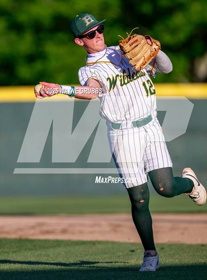 Thumbnail 3 in Alba-Golden vs. Harleton (UIL 2A D1 Area Playoff) photogallery.