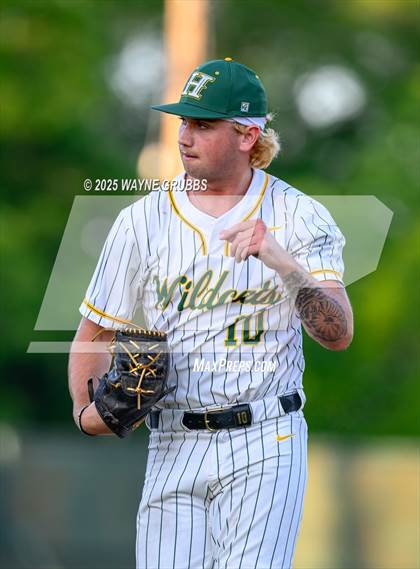 Thumbnail 1 in Alba-Golden vs. Harleton (UIL 2A D1 Area Playoff) photogallery.