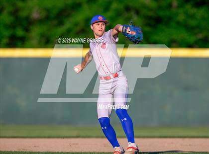 Thumbnail 3 in Alba-Golden vs. Harleton (UIL 2A D1 Area Playoff) photogallery.