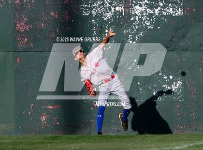 Thumbnail 3 in Alba-Golden vs. Harleton (UIL 2A D1 Area Playoff) photogallery.