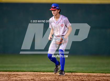 Thumbnail 2 in Alba-Golden vs. Harleton (UIL 2A D1 Area Playoff) photogallery.