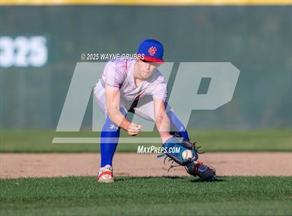 Thumbnail 1 in Alba-Golden vs. Harleton (UIL 2A D1 Area Playoff) photogallery.