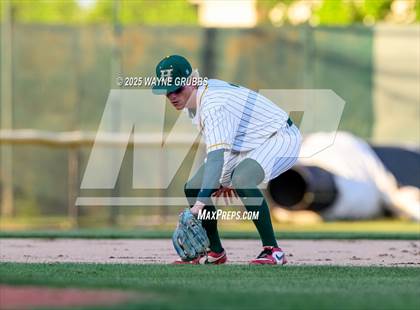 Thumbnail 3 in Alba-Golden vs. Harleton (UIL 2A D1 Area Playoff) photogallery.
