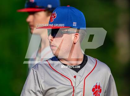 Thumbnail 2 in Alba-Golden vs. Harleton (UIL 2A D1 Area Playoff) photogallery.