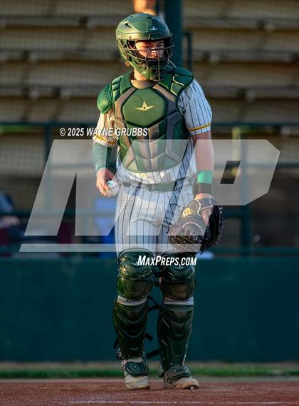 Thumbnail 3 in Alba-Golden vs. Harleton (UIL 2A D1 Area Playoff) photogallery.