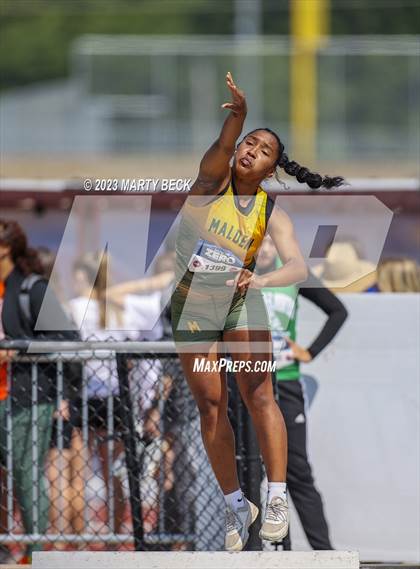 Thumbnail 3 in Class 2 Shot Put (MSHSAA State Championship) photogallery.
