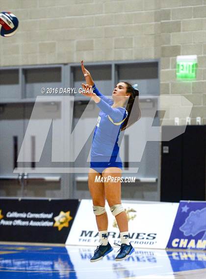 Thumbnail 2 in Archbishop Mitty vs. Santa Margarita (CIF State Open Division Final) photogallery.
