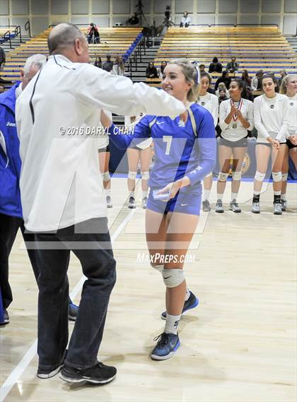 Thumbnail 3 in Archbishop Mitty vs. Santa Margarita (CIF State Open Division Final) photogallery.