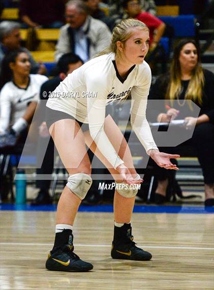 Thumbnail 3 in Archbishop Mitty vs. Santa Margarita (CIF State Open Division Final) photogallery.
