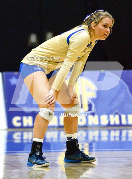 Thumbnail 1 in Archbishop Mitty vs. Santa Margarita (CIF State Open Division Final) photogallery.