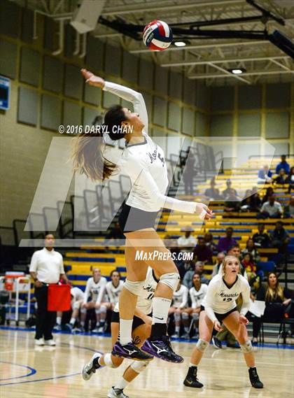 Thumbnail 2 in Archbishop Mitty vs. Santa Margarita (CIF State Open Division Final) photogallery.