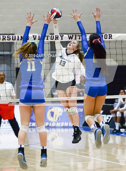 Thumbnail 1 in Archbishop Mitty vs. Santa Margarita (CIF State Open Division Final) photogallery.